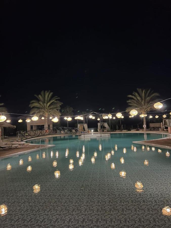 Les Jardins D Amizmiz 6 Piscines Bed & Breakfast Wawizelte Eksteriør bilde