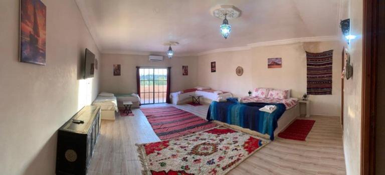 Les Jardins D Amizmiz 6 Piscines Bed & Breakfast Wawizelte Eksteriør bilde