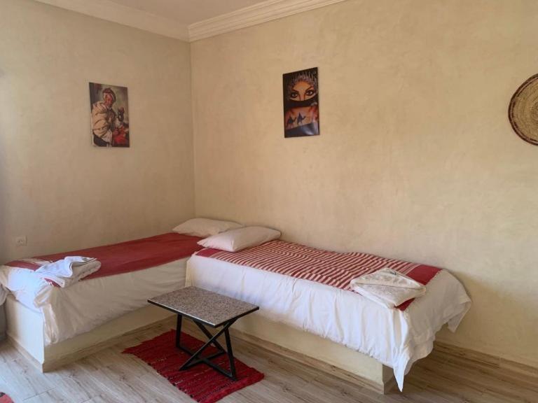 Les Jardins D Amizmiz 6 Piscines Bed & Breakfast Wawizelte Eksteriør bilde